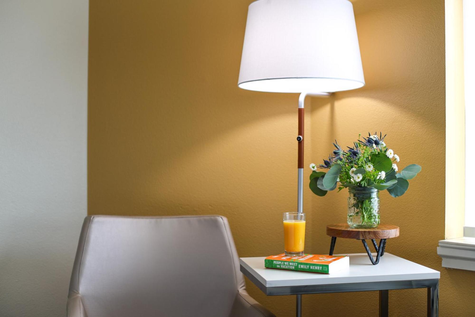 By Ihg Redding