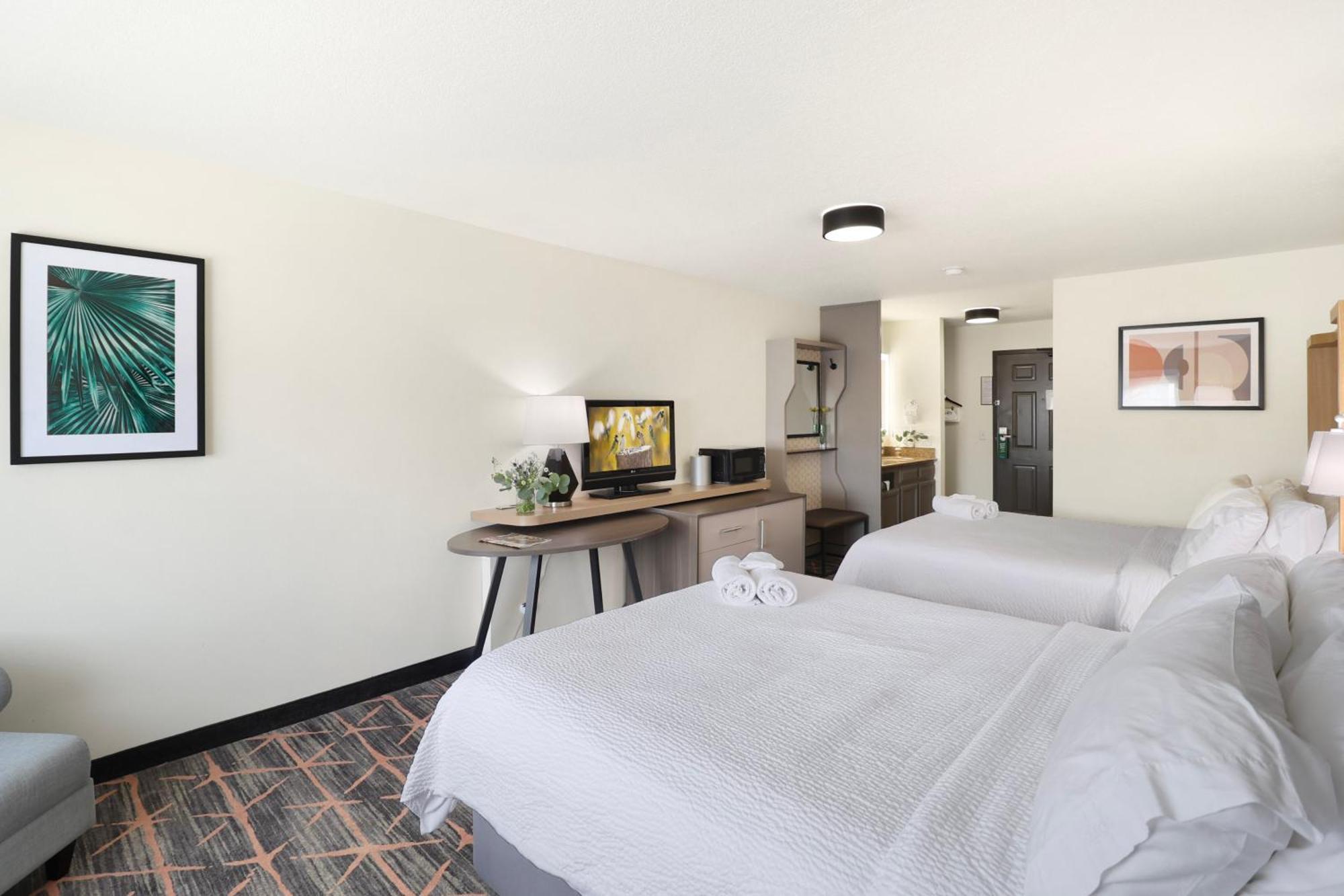 By Ihg 3* Redding