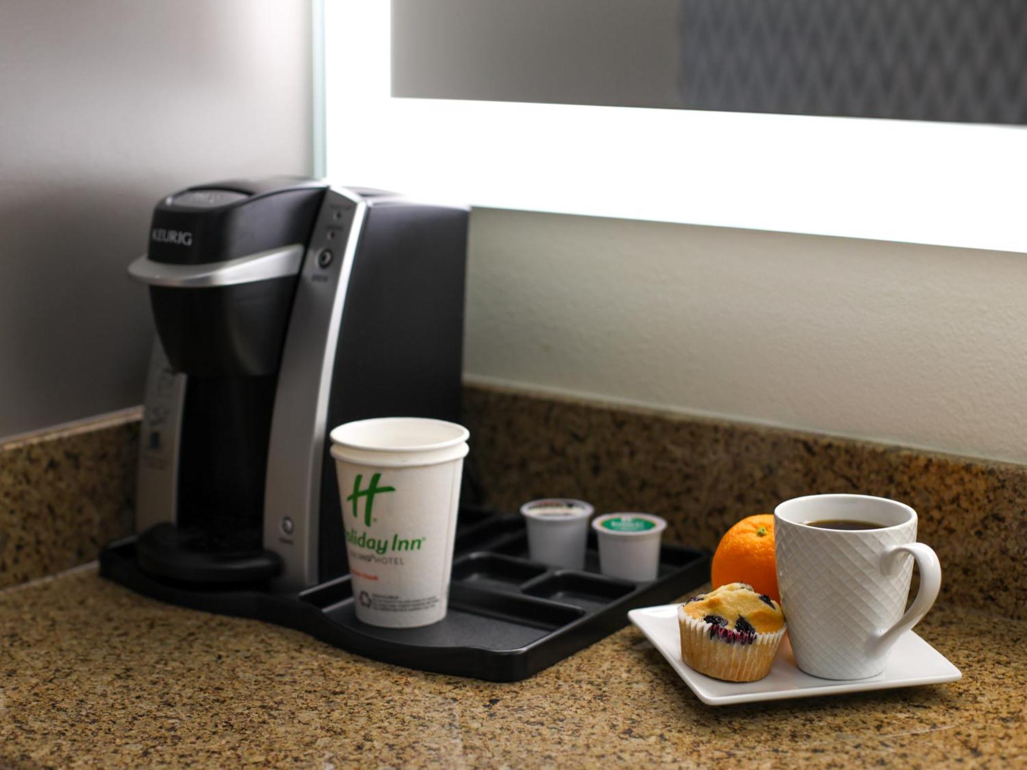 By Ihg