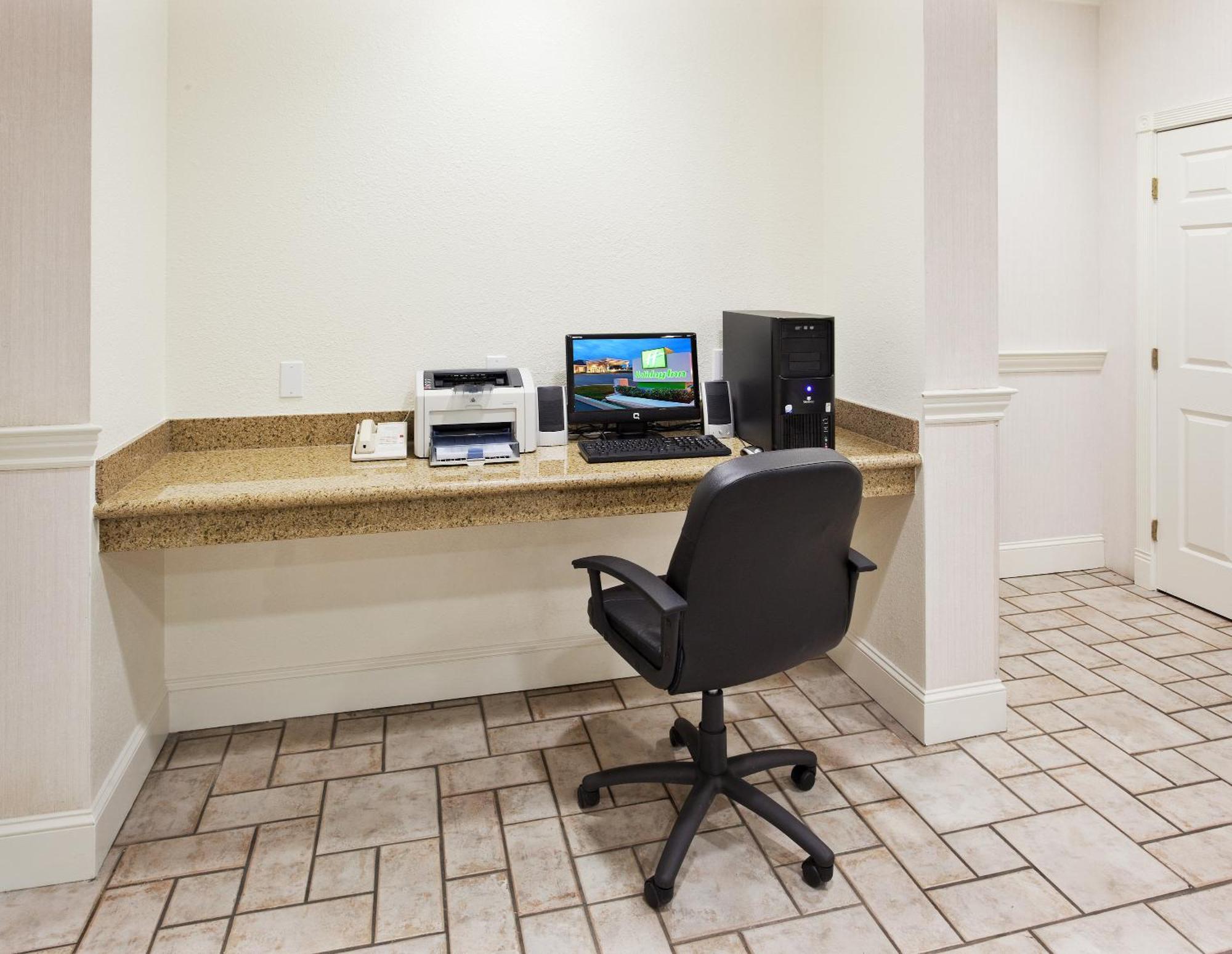 By Ihg 3* Redding