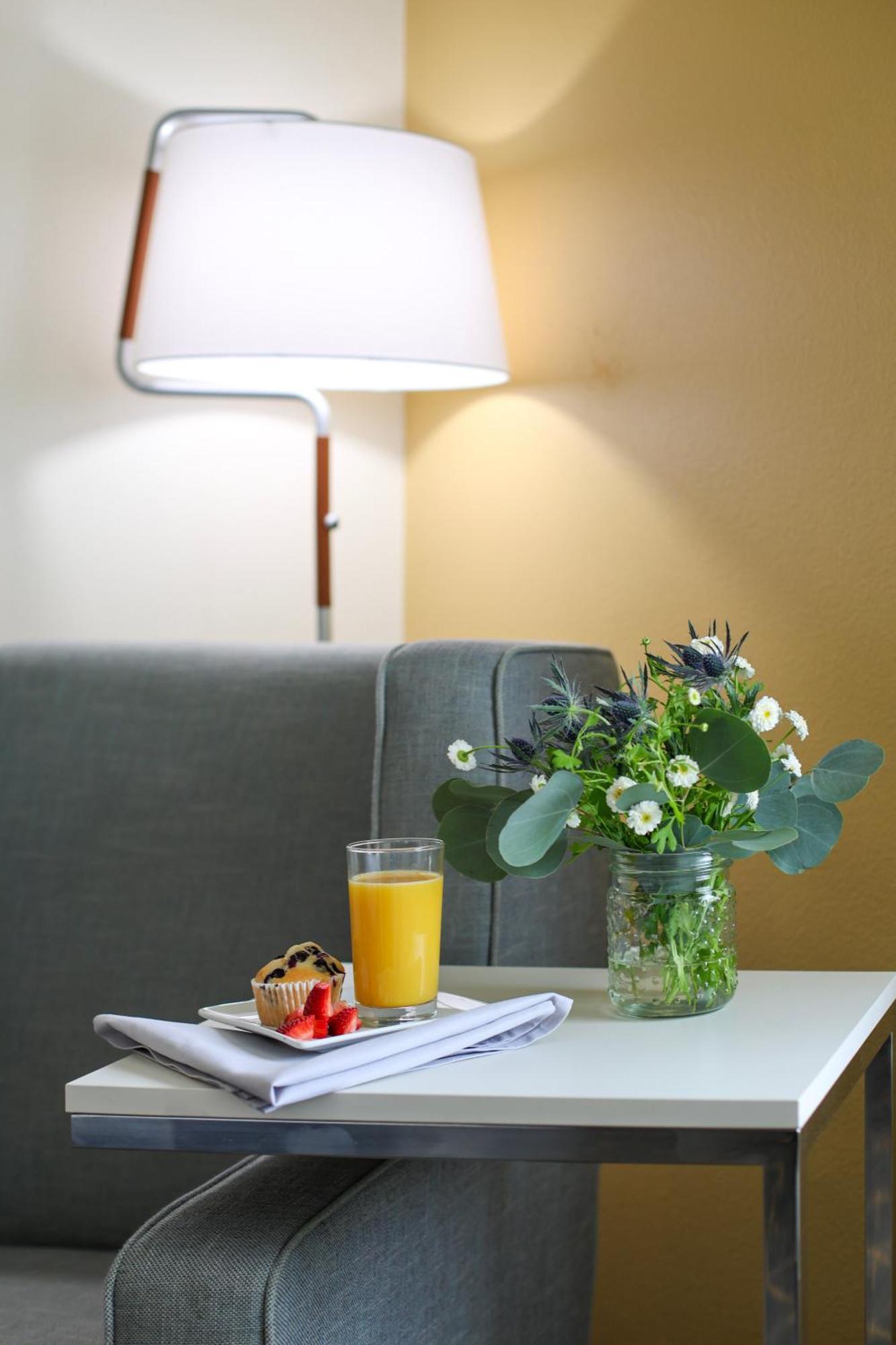 Holiday By Ihg Redding